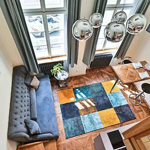 https://apartman-nebovidy-ii.praguehotelsweb.com